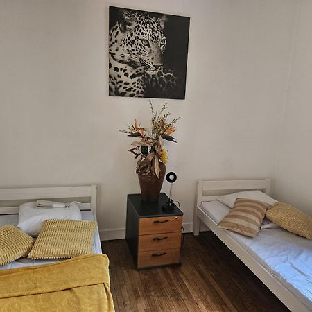 Maison D'Hote ラ・クールヌーヴ エクステリア 写真
